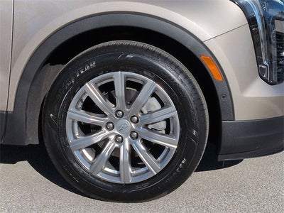 2022 Cadillac XT4 Premium Luxury