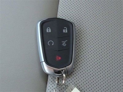 2022 Cadillac XT4 Premium Luxury