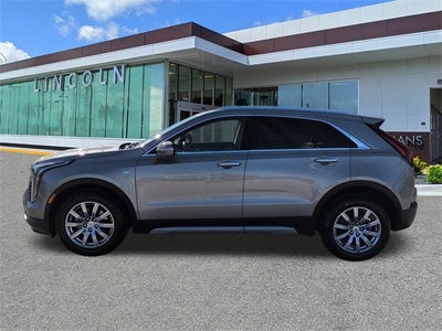 2022 Cadillac XT4 Premium Luxury