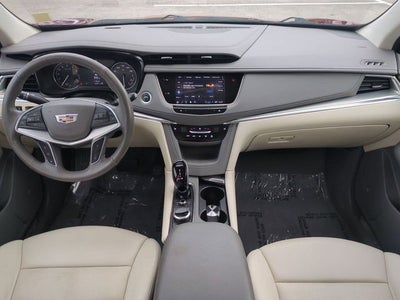 2022 Cadillac XT5 Premium Luxury