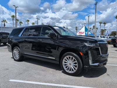 2022 Cadillac Escalade ESV Premium