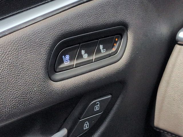 2022 Cadillac Escalade ESV Premium