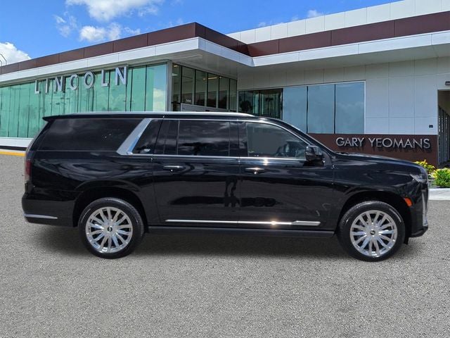 2022 Cadillac Escalade ESV Premium