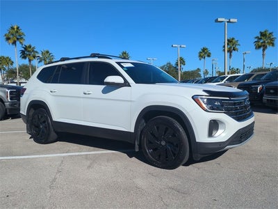 2024 Volkswagen Atlas 2.0T SE w/Technology