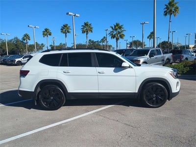 2024 Volkswagen Atlas 2.0T SE w/Technology