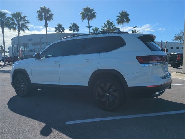 2024 Volkswagen Atlas 2.0T SE w/Technology