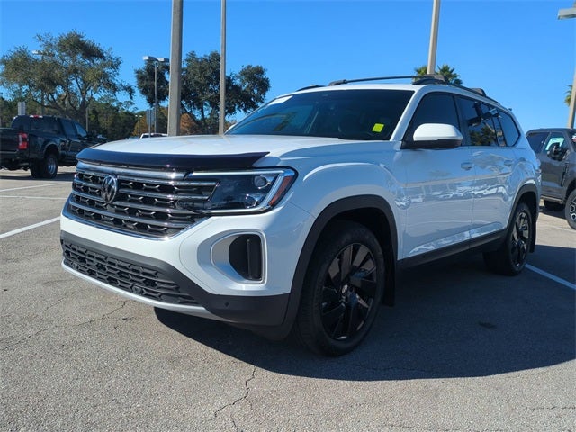 2024 Volkswagen Atlas 2.0T SE w/Technology