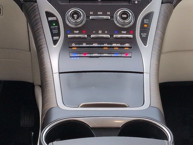 2020 Lincoln Nautilus Black Label