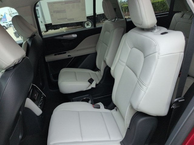 2027 Lincoln Aviator Premiere