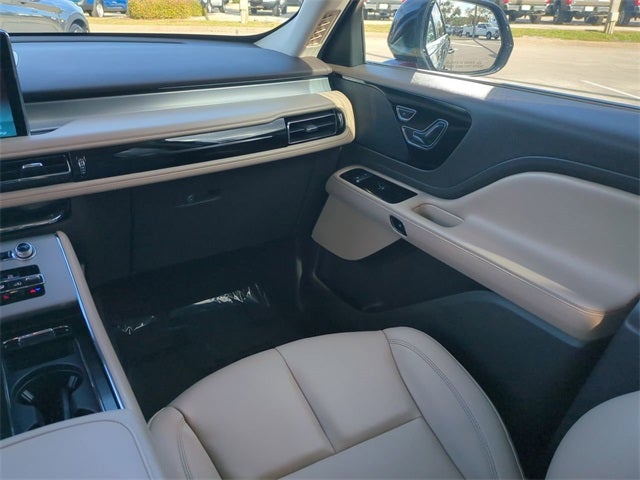 2023 Lincoln Aviator Standard