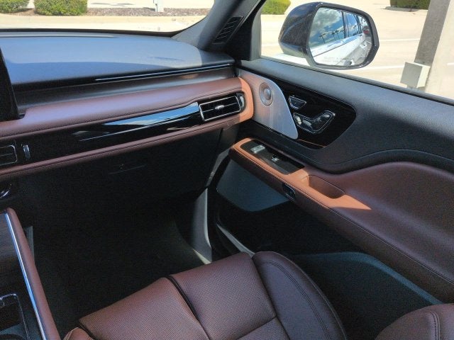 2027 Lincoln Aviator Reserve