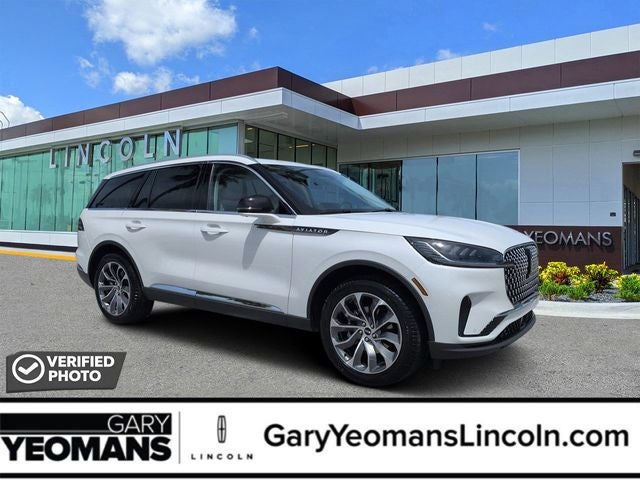 2026 Lincoln Aviator Reserve AWD's photo