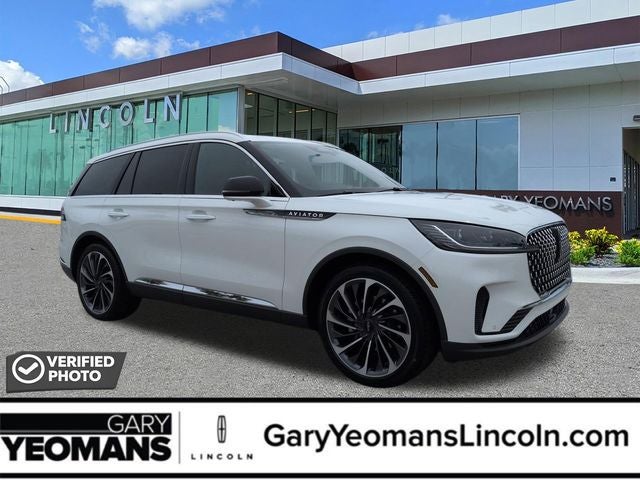 2026 Lincoln Aviator Reserve AWD's photo