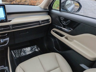 2025 Lincoln Corsair Premiere