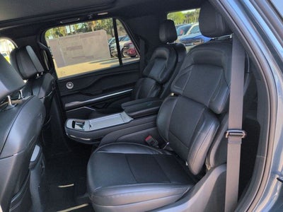 2027 Lincoln Navigator Reserve