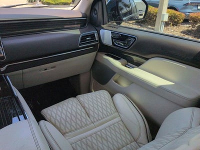 2023 Lincoln Navigator Black Label
