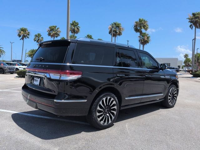 2023 Lincoln Navigator Black Label