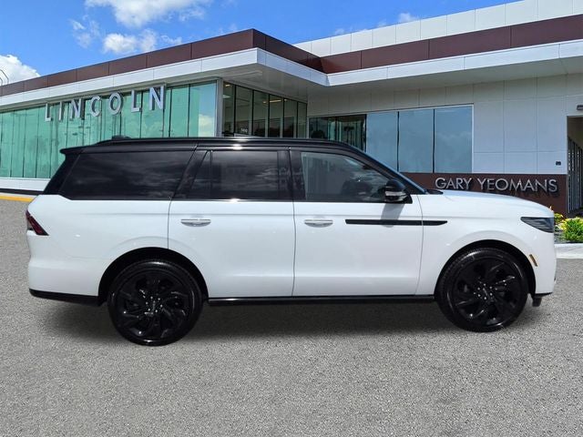 2027 Lincoln Navigator Black Label