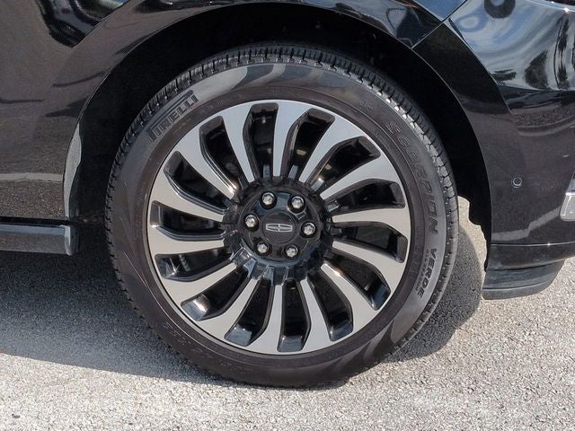 2024 Lincoln Navigator Black Label