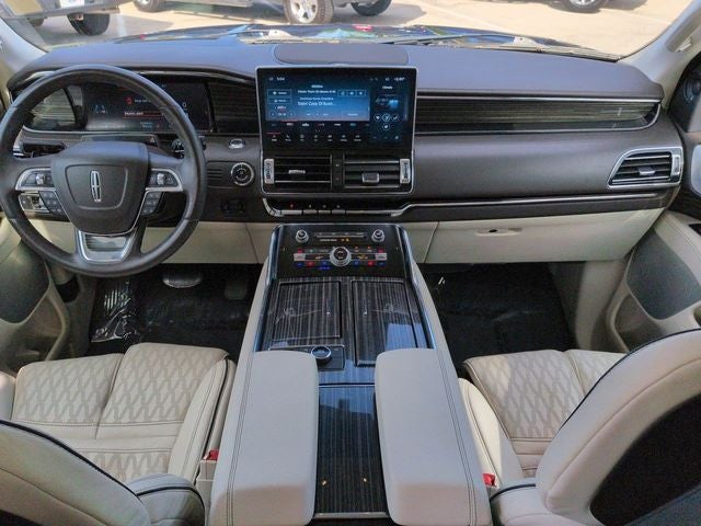 2024 Lincoln Navigator Black Label