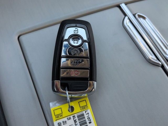 2026 Lincoln Navigator Premiere