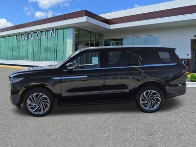 2026 Lincoln Navigator Premiere