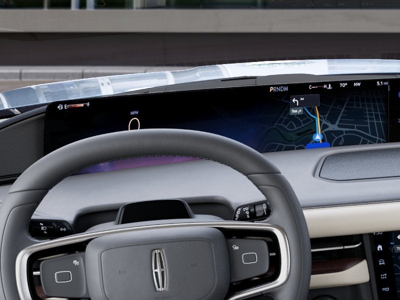 2027 Lincoln Navigator Premiere