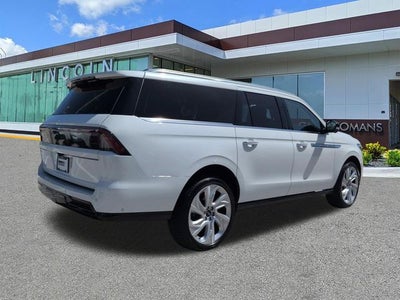 2025 Lincoln Navigator L Reserve