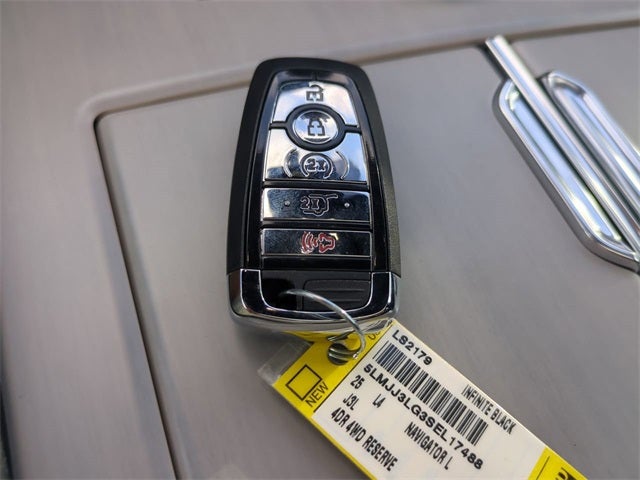 2025 Lincoln Navigator Reserve