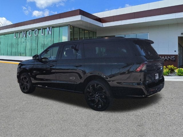 2027 Lincoln Navigator Reserve