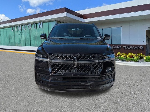 2027 Lincoln Navigator Reserve