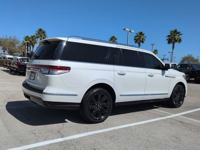 2023 Lincoln Navigator L L Reserve