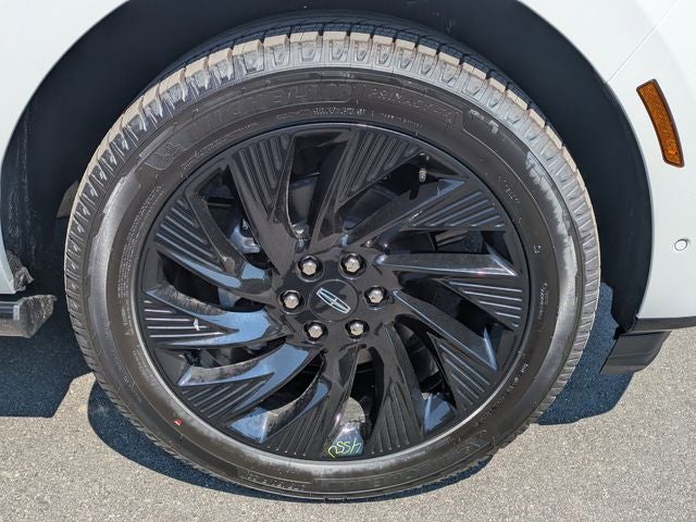 2025 Lincoln Navigator Reserve L - Photo 11
