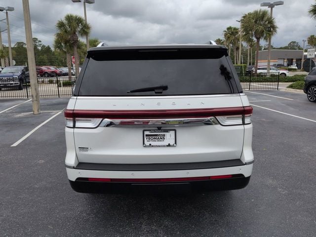 2022 Lincoln Navigator L Reserve