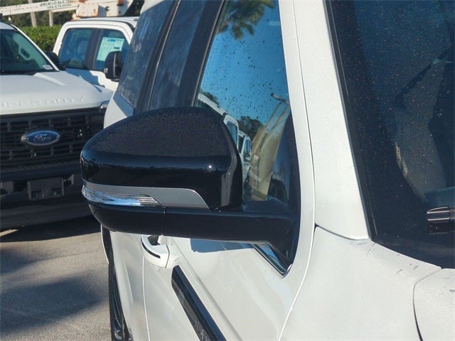 2025 Lincoln Navigator Black Label