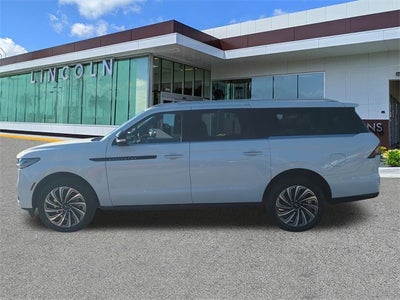 2025 Lincoln Navigator Black Label
