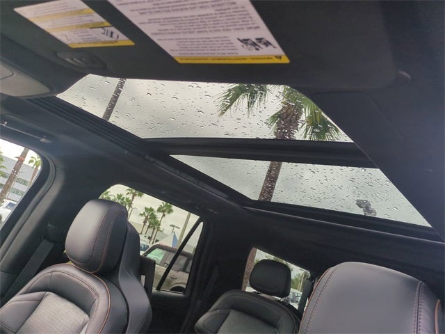 2025 Lincoln Navigator Black Label