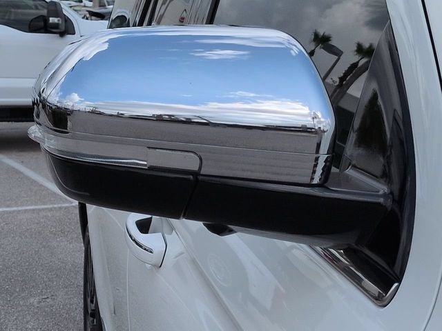 2022 Lincoln Navigator L Black Label