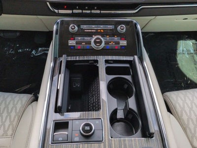 2022 Lincoln Navigator L Black Label
