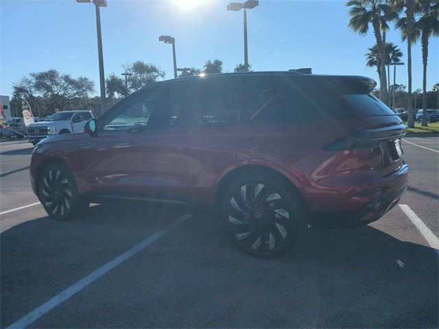 2024 Lincoln Nautilus Reserve