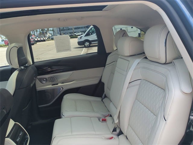 2025 Lincoln Nautilus Black Label