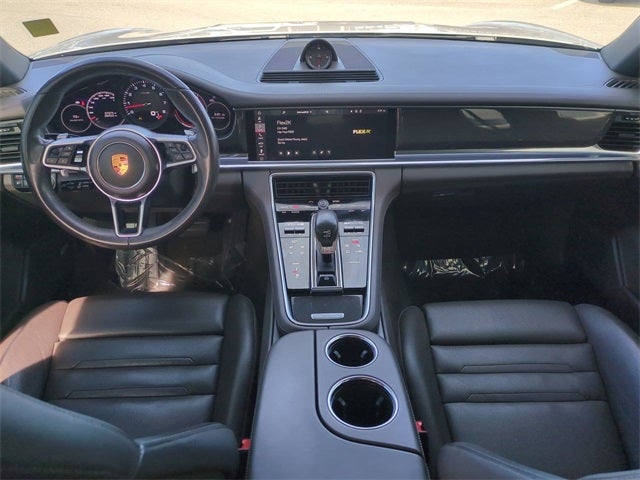 2018 Porsche Panamera 4