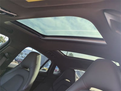 2018 Porsche Panamera 4