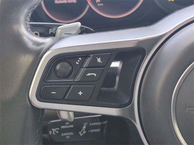 2018 Porsche Panamera 4