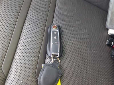 2018 Porsche Panamera 4