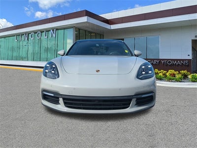 2018 Porsche Panamera 4