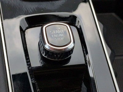 2025 Volvo XC90 Plug-In Hybrid T8 Ultra 7 Passenger 2025.5