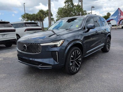 2025 Volvo XC90 Plug-In Hybrid T8 Ultra 7 Passenger 2025.5