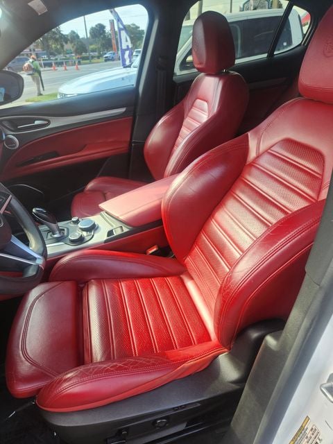 2019 Alfa Romeo Stelvio Ti Sport