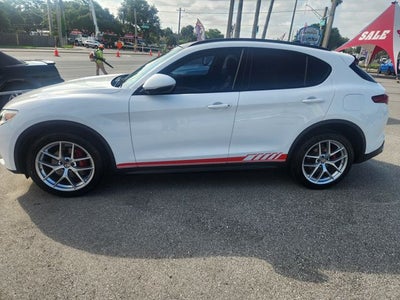 2019 Alfa Romeo Stelvio Ti Sport